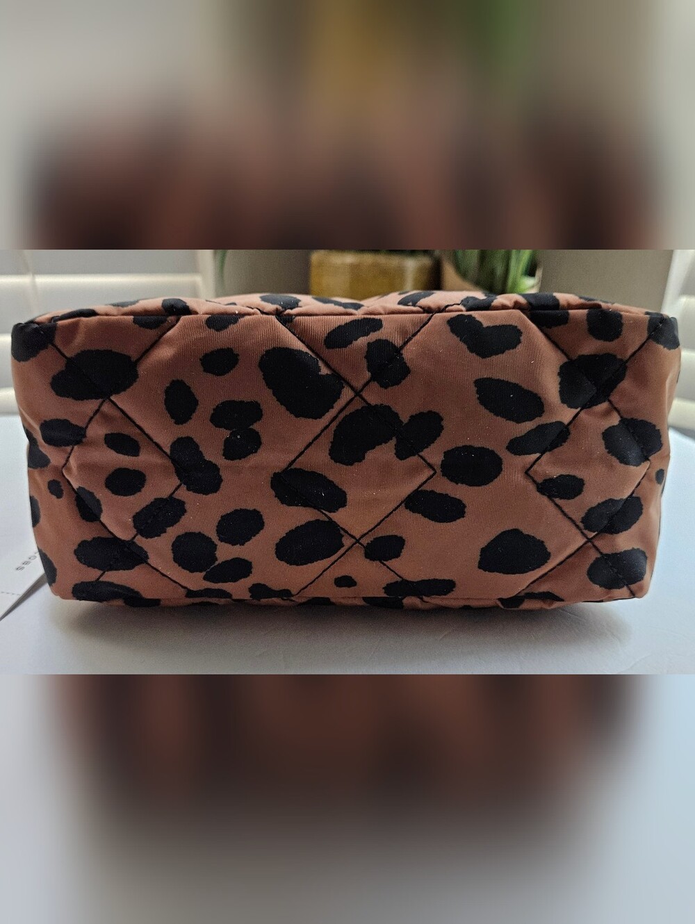 Mark Jacobs Quilted Leopard Print Crossbody Bag - Picture 4 of 8